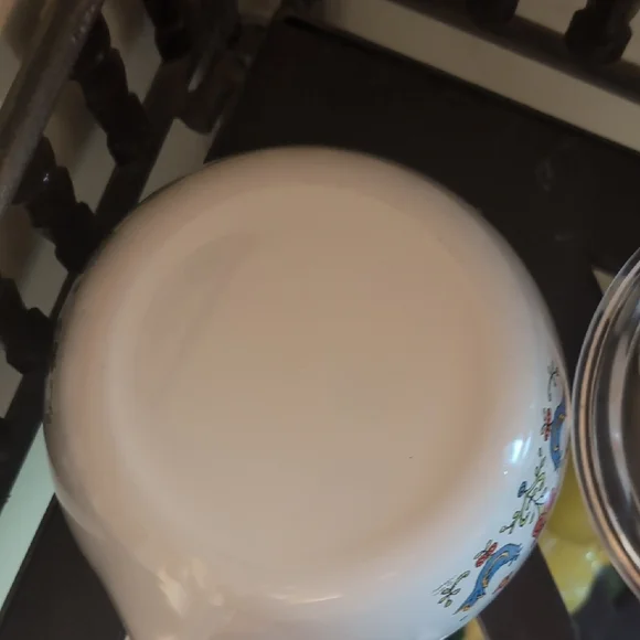 Corningware White and Blue Floral Saucepan with Lid - Picture 3 of 5